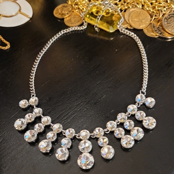 Vintage Elegant White Crystal Sunburst Silver Collar Necklace - Picture 9 of 16